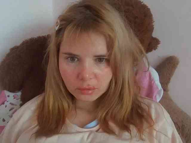 ElenaPleasure webcam