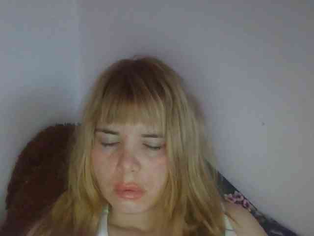 ElenaPleasure webcam