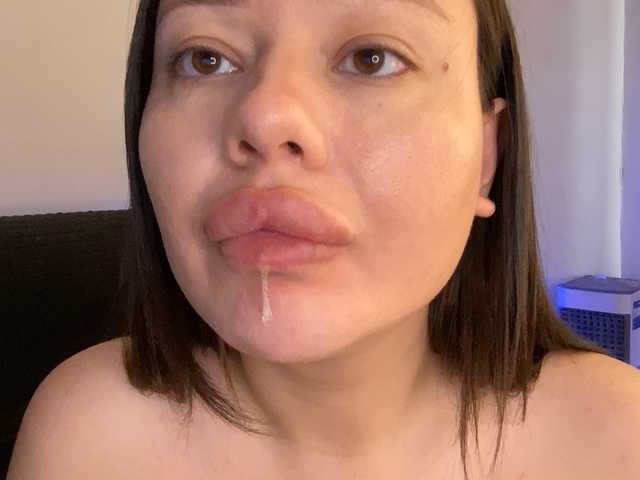 VikaSpace live cam on BongaCams