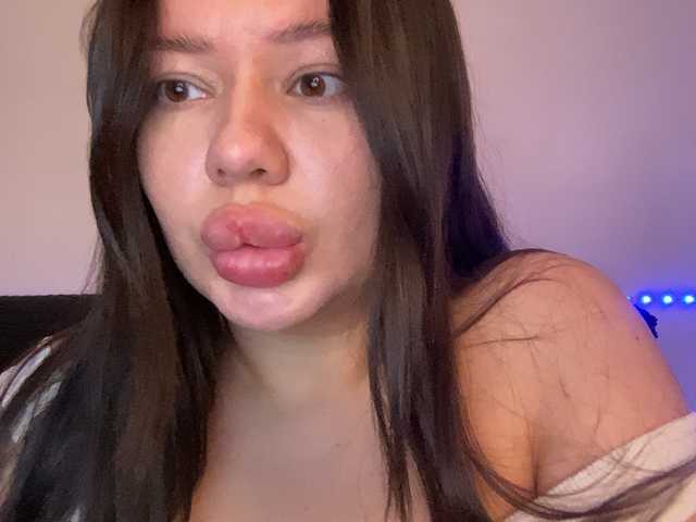 VikaSpace live cam on BongaCams