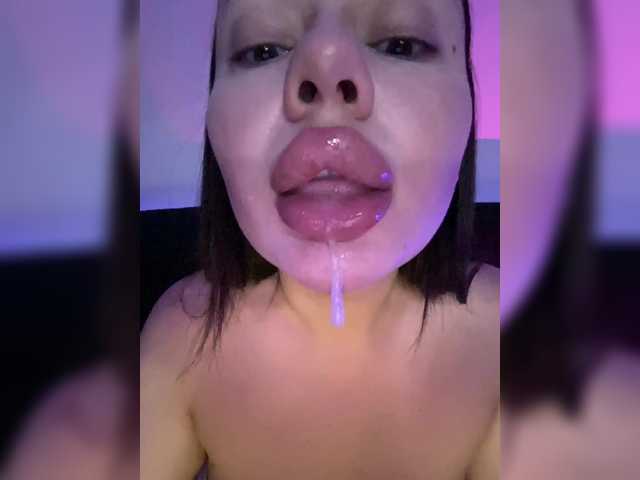 VikaSpace live cam on BongaCams