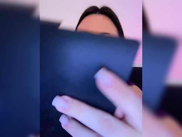 VikaSpace — live female cam