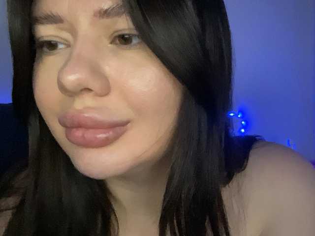 VikaSpace's BongaCams show and profile