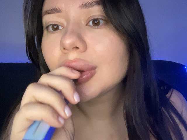 VikaSpace's BongaCams show and profile