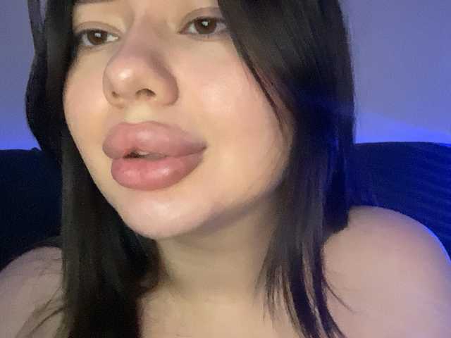 VikaSpace's BongaCams show and profile