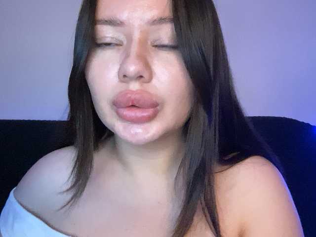 VikaSpace live cam on BongaCams