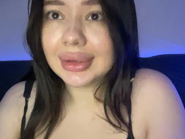 VikaSpace's BongaCams show and profile