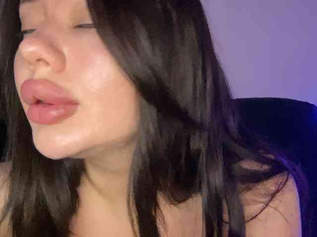 VikaSpace Live Webcam on BongaCams