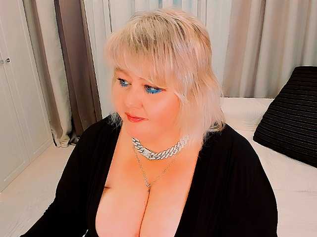 XBIGTITSXX live cam on BongaCams