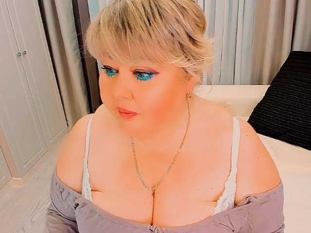XBIGTITSXX live cam on BongaCams
