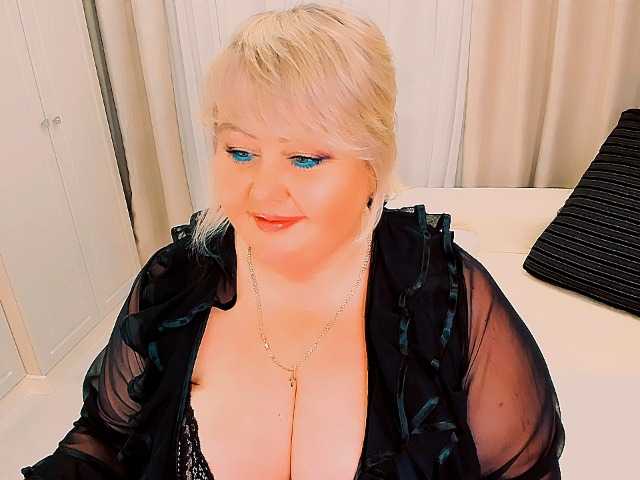 XBIGTITSXX live cam on BongaCams