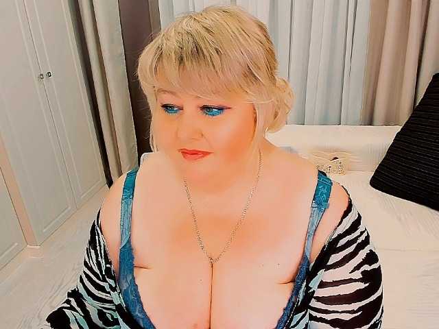 XBIGTITSXX