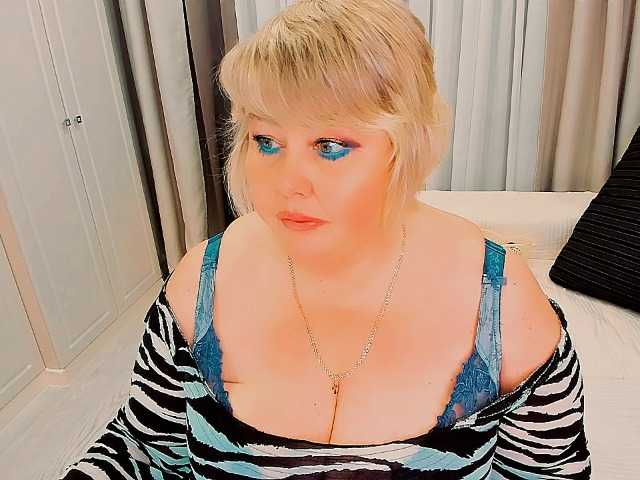 XBIGTITSXX, live now on BongaCams