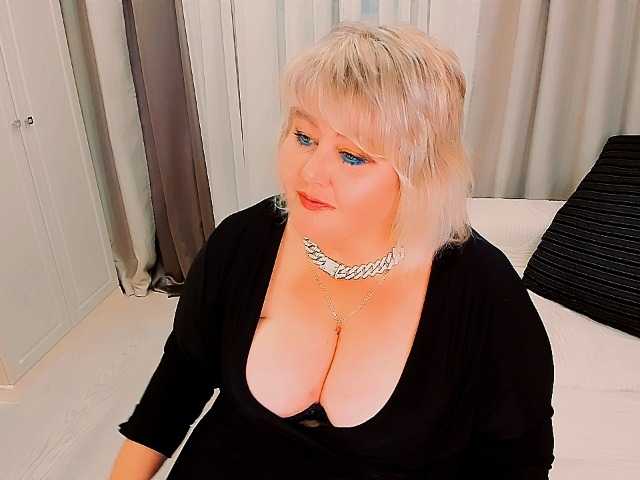 XBIGTITSXX live cam on BongaCams