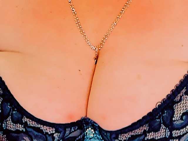 XBIGTITSXX