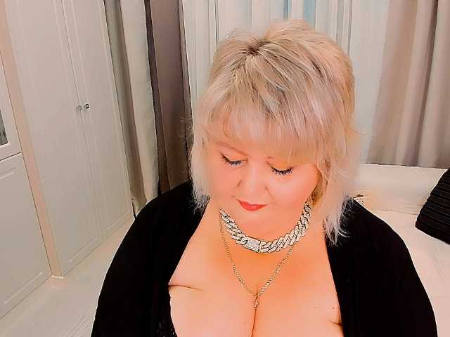XBIGTITSXX live cam on BongaCams