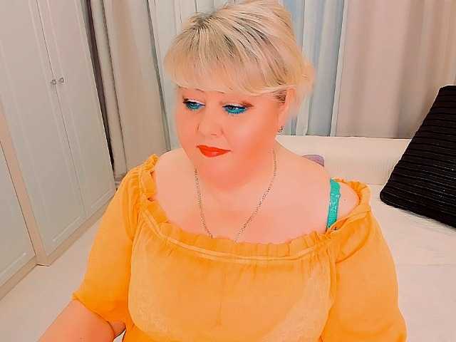 XBIGTITSXX's BongaCams show and profile