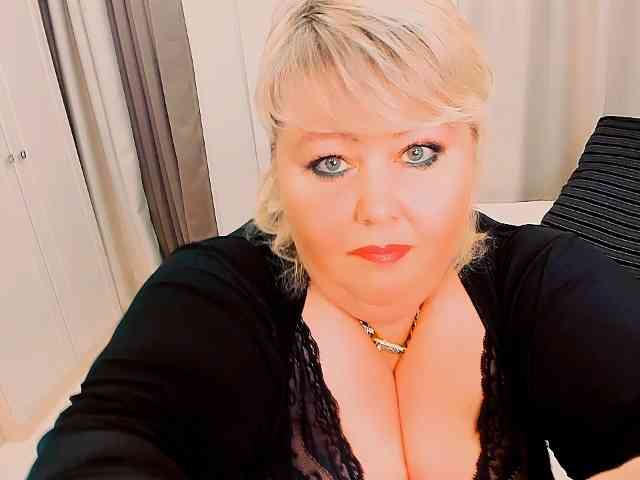 XBIGTITSXX webcam