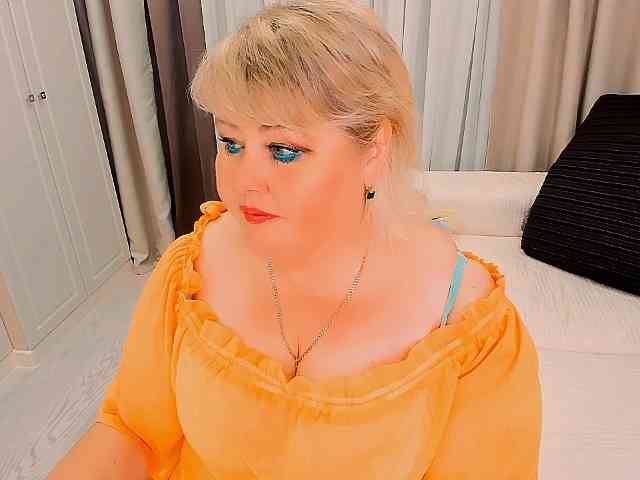 XBIGTITSXX webcam