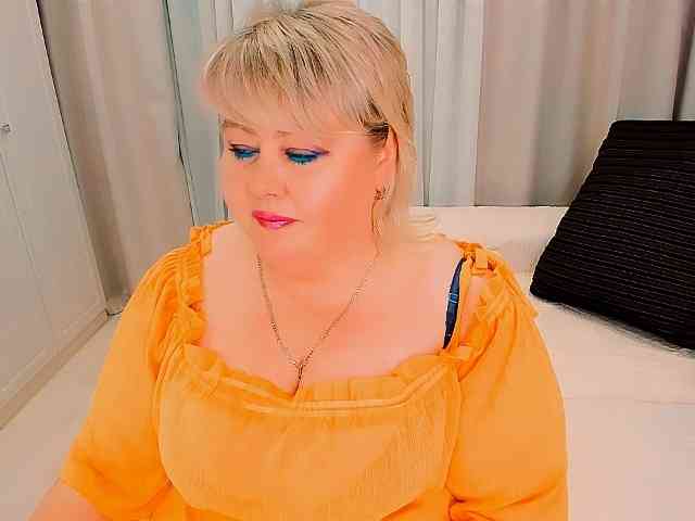 XBIGTITSXX webcam