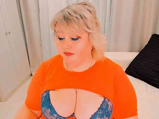 XBIGTITSXX