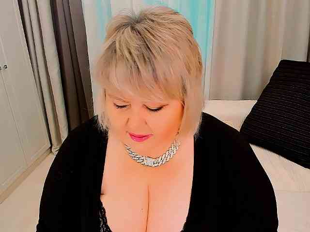 XBIGTITSXX webcam