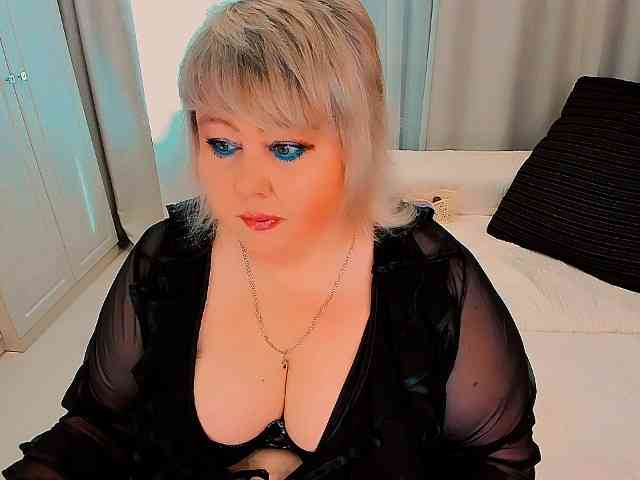 XBIGTITSXX webcam