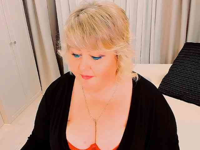 XBIGTITSXX