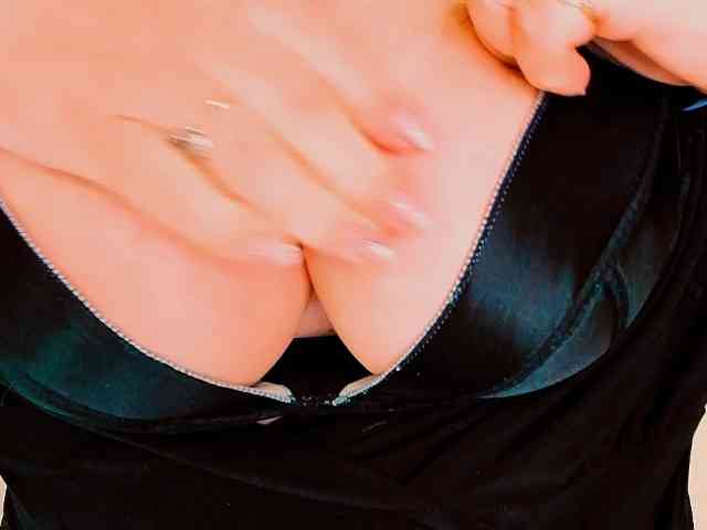 XBIGTITSXX