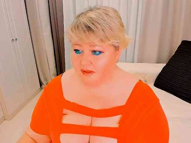 XBIGTITSXX