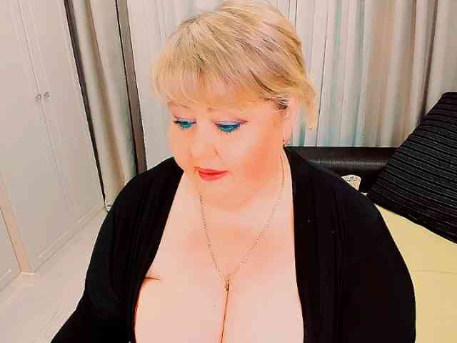 XBIGTITSXX