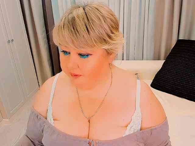 XBIGTITSXX