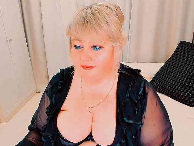 XBIGTITSXX webcam