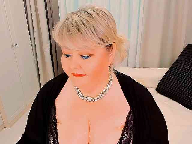XBIGTITSXX