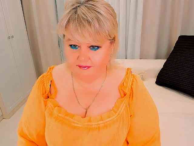 XBIGTITSXX webcam