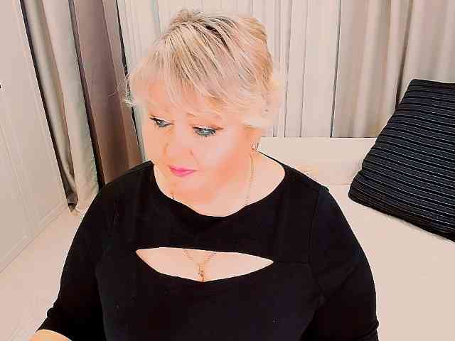 XBIGTITSXX webcam