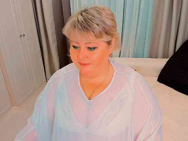 XBIGTITSXX webcam