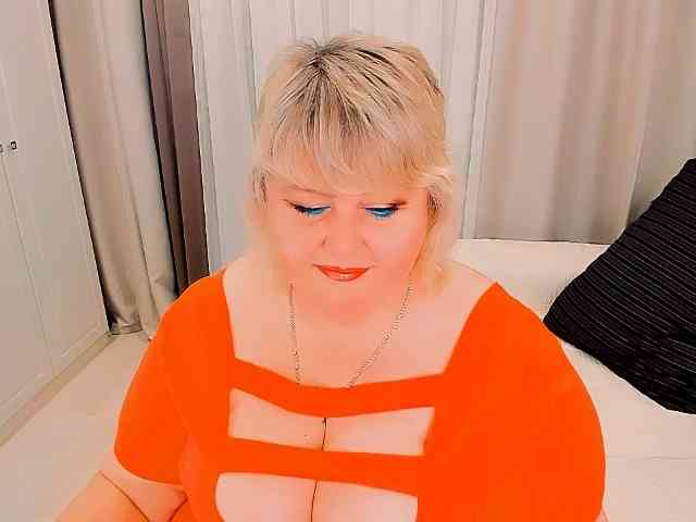 XBIGTITSXX webcam