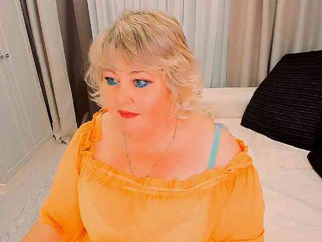 XBIGTITSXX webcam