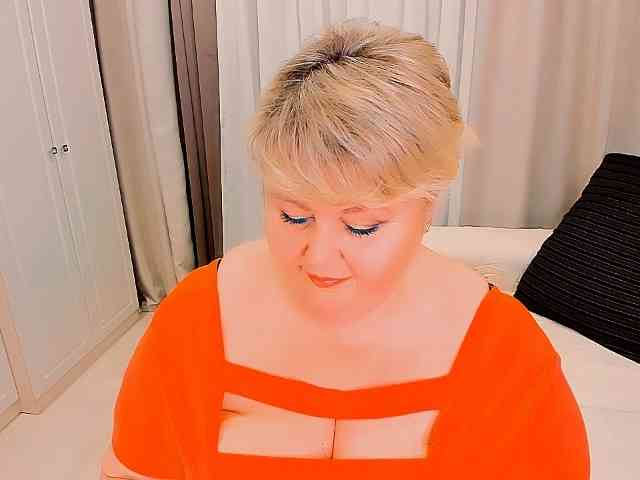 XBIGTITSXX webcam