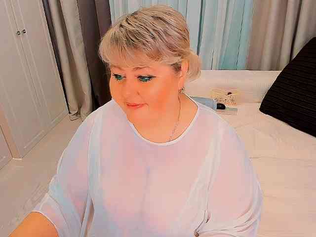 XBIGTITSXX webcam