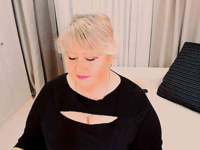 XBIGTITSXX webcam