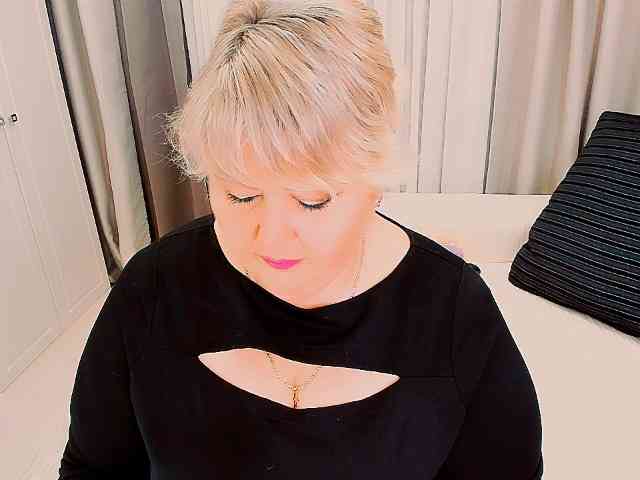 XBIGTITSXX webcam