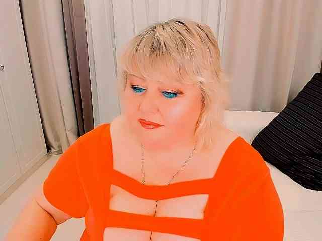XBIGTITSXX webcam