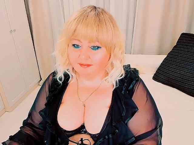 XBIGTITSXX