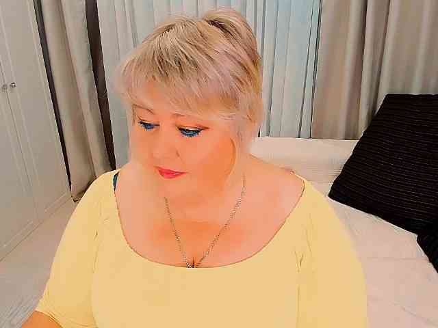 XBIGTITSXX webcam