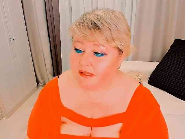 XBIGTITSXX webcam