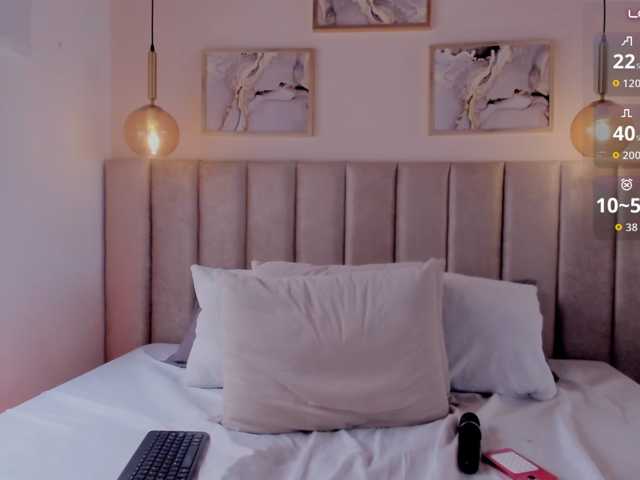 ARI-FLAME live cam on BongaCams