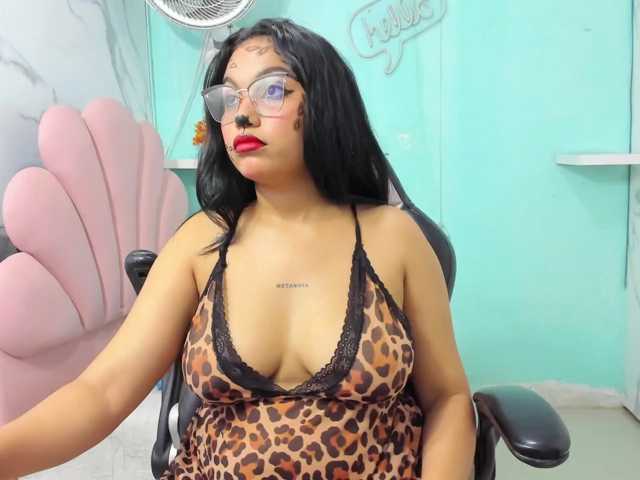 valeria-martinez19 live cam on BongaCams