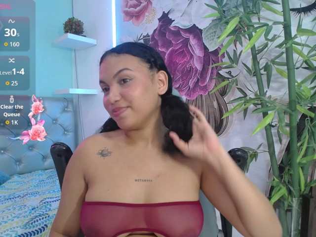 valeria-martinez19 live cam on BongaCams